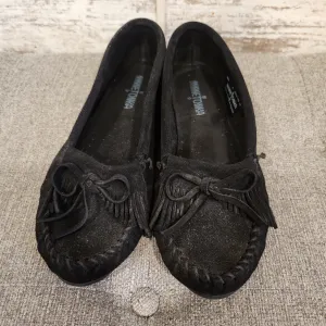 BLACK MOCCASINS