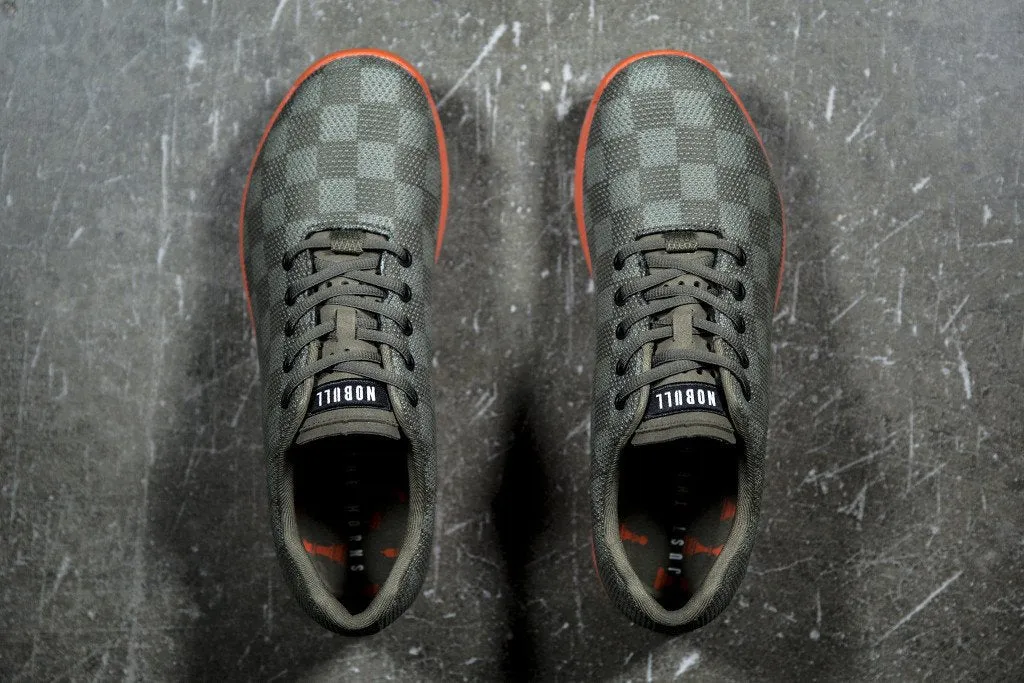 CHESS TRAINER (WOMEN'S)
