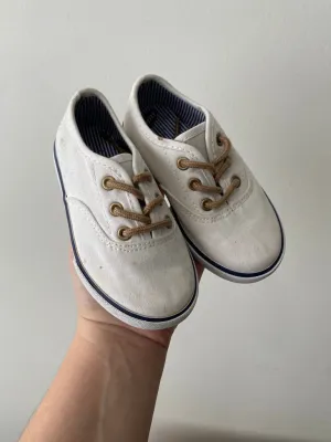 White Slip On Shoes, size 7